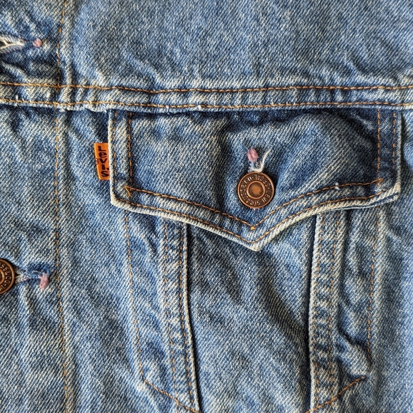 SOLD! 1970s Levis Orange Tab Denim Jacket - Picture 3 of 9